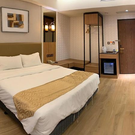 Wang Fu Hotel Miaoli Extérieur photo