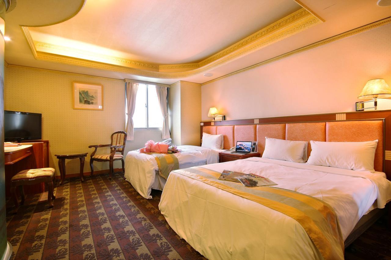 Wang Fu Hotel Miaoli Extérieur photo